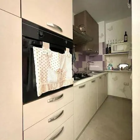 Due Letto A 100 Mt Dal Lido 阿尔盖罗